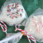 oreo cookie pop, dipping chocolate, homemade holidays, cookies, chocolate dipped oreos