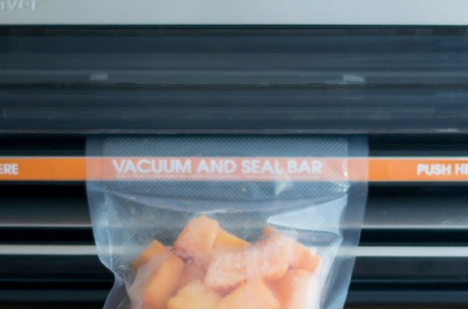 How To Freeze Fresh Papaya via flouronmyface.com
