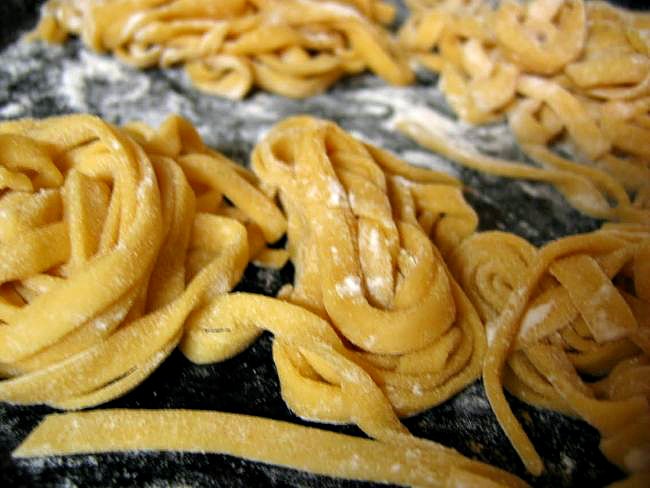 Homemade Pasta Noodles via flouronmyface.com