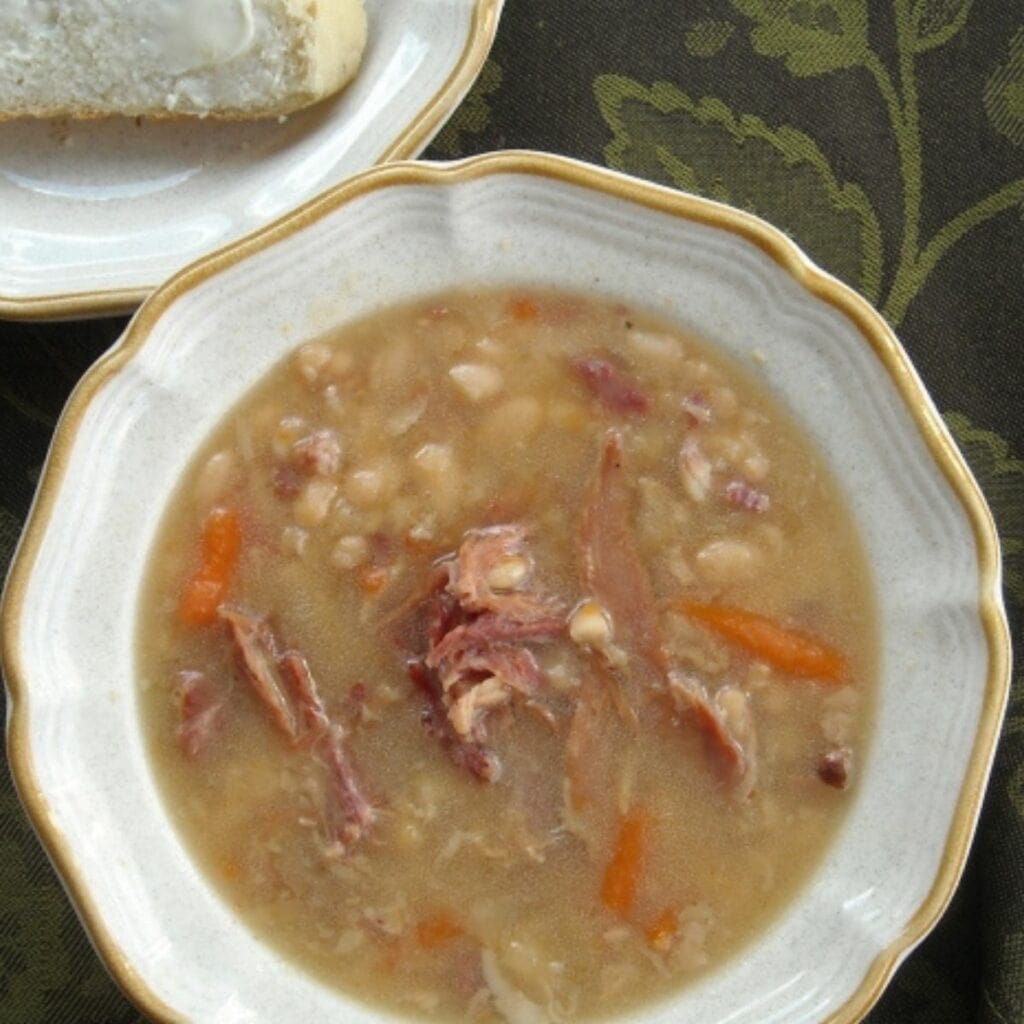 How to make Ham and Bean Soup Flour On My Face