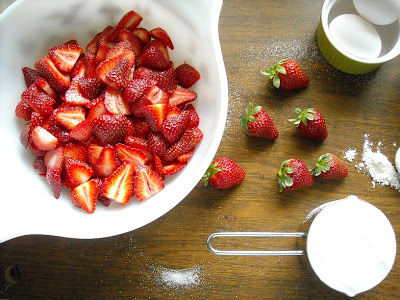 Sliced strawberries for Strawberry Sponge Pie recipe