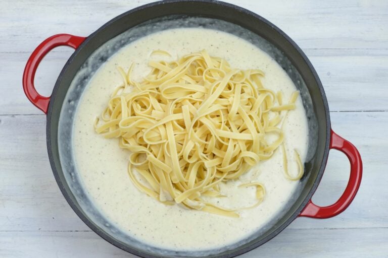 Alfredo Sauce with Milk Flour On My Face