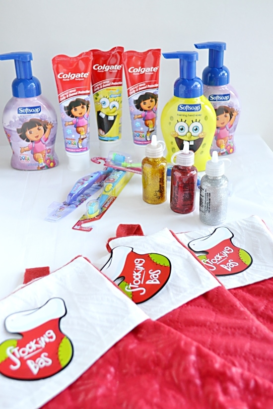 Colgate Dora the Explorer and Spongebob Squarepants Holiday Smiles