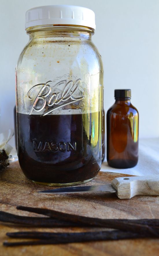 10 Month Cured Homemade Vanilla Extract
