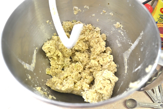 stuffing bread dough, dry bread dough