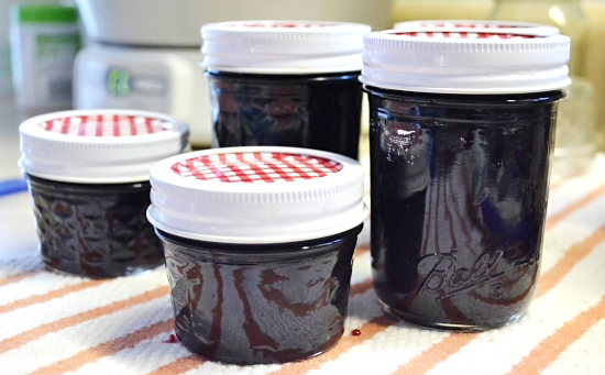 Cherry Vanilla Jam Recipe via flouronmyface.com