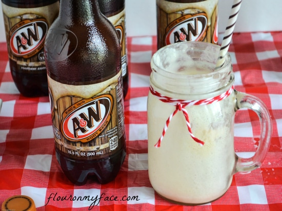 root beer floats, a&w root beer, edy's ice cream, summer, floats