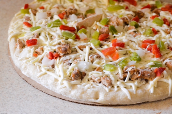 DiGiorno Pizza, Spicy Chicken Supreme Pizza, Game Day Food, Game Day Ideas