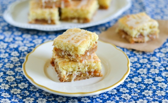 peach jam bars, almond jam bars, almond jam bars recipe