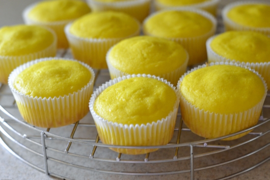 Easter Cupcakes, Easy Lemon Easter Cupcakes, Neon Yellow Funfetti cake mix, easy cupcake ideas