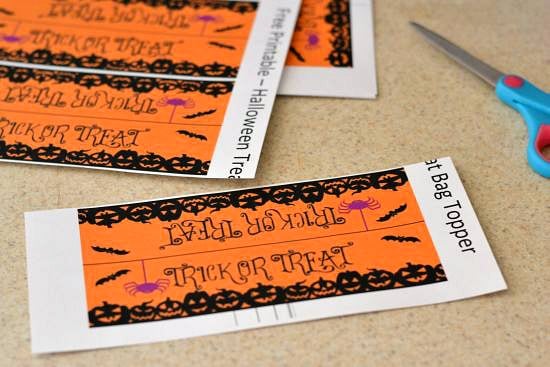 #shop, Halloween Printable, Halloween Treat Bag ideas, Free Halloween Printable, Nestle Halloween Candy, Halloween decorating