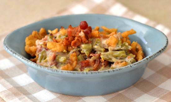 Holiday recipes : Green Bean Bacon Casserole via flouronmyface.com