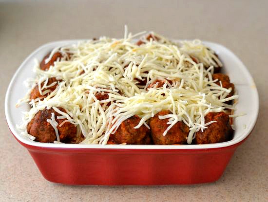 ravioli lasagna with meatballs, lasagna recipes for families, family meals, holiday recipes, easy family recipes