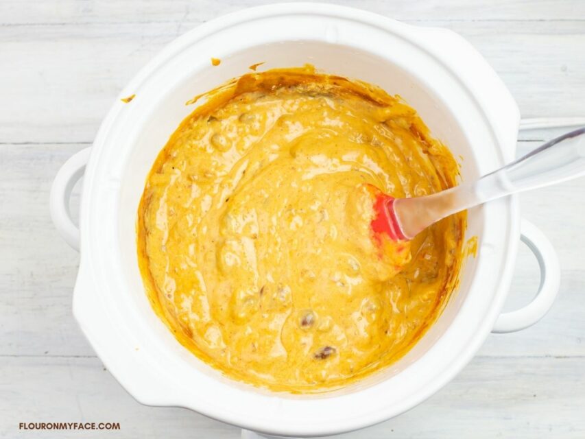Easy Crock Pot Cheesy Chili DipFlour On My Face