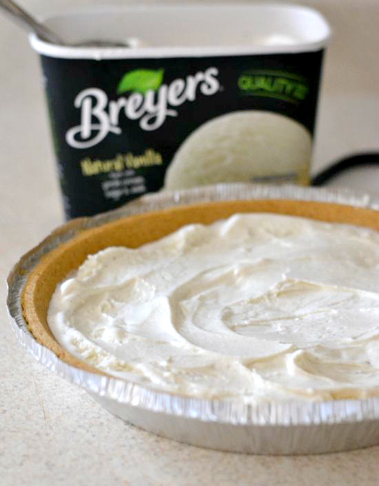 Breyers All Natural Vanilla Ice Cream, Pie recipes, Apple pie recipe, easy apple pie recipe, vanilla ice cream recipes