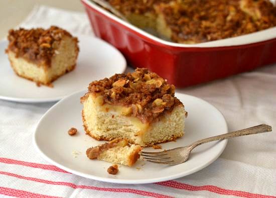 easy yeast recipes, holiday dessert recipes, baking with yeast, apple cinnamon streusel coffee cake