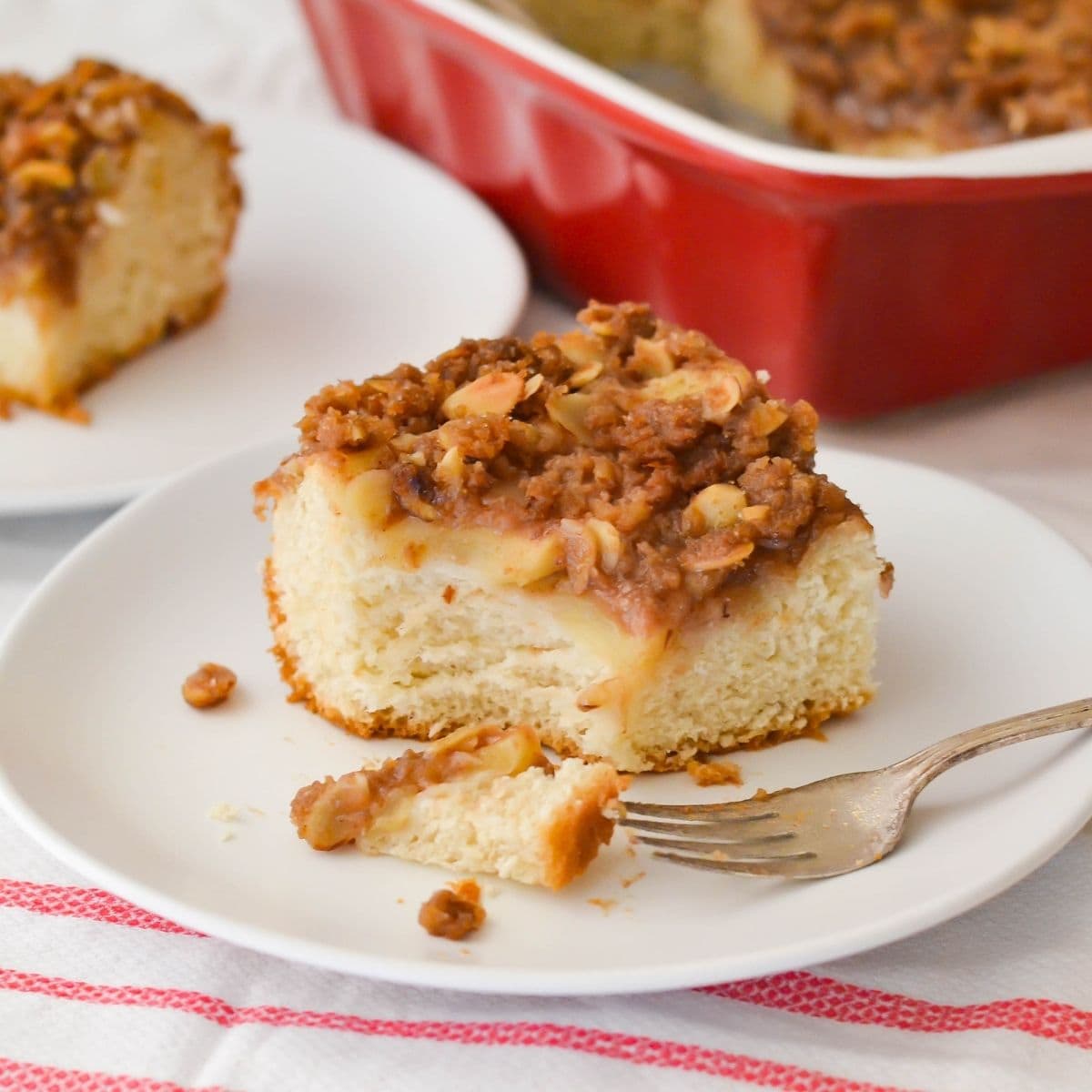 Apple Cinnamon Streusel Coffee Cake-Flour On My Face