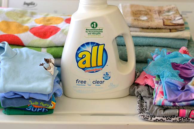 all free clear laundry detergent via flouronmyface.com