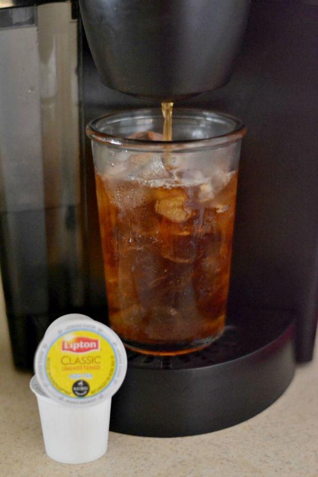 Easy Lipton Iced Tea in a Keurig via flouronmyface.com