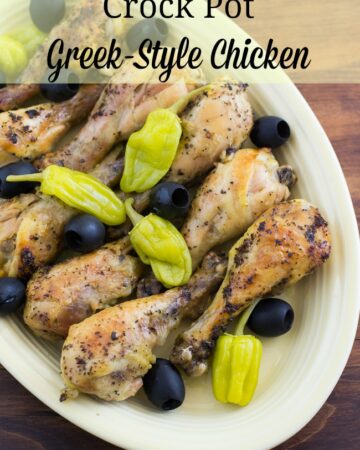 This weeks #CrockPotFriday recipe is for Greek-Style Chicken made in the crock pot via flouronmyface.com