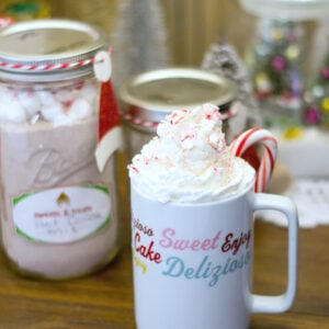 Hot Cocoa Mix recipe is easy and inexpensive homemade Christmas gifts via flouronmyface.com #ChristmasWeek