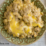 Crock Pot Beef Macaroni and Cheese recipe via flouronmyface.com
