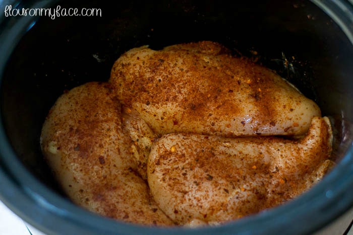 Crock Pot Hatch Chile chicken rub via flouronmyface.com