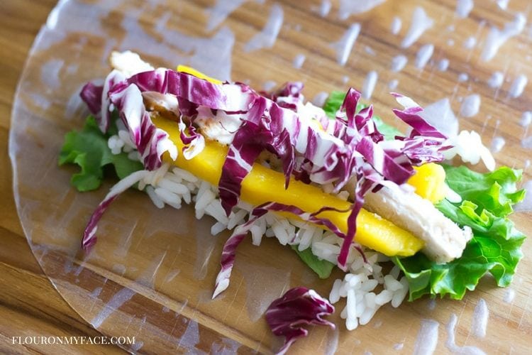 Shredded red cabbage is a great fresh spring roll filling via flouronmyface.com