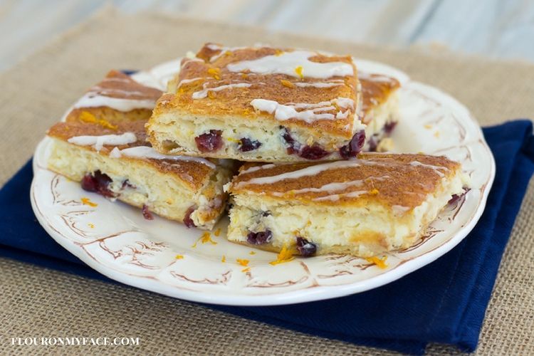 Holiday recipes using Crescent rolls- Cranberry Orange Cheesecake Bars via flouronmyface.com #ad