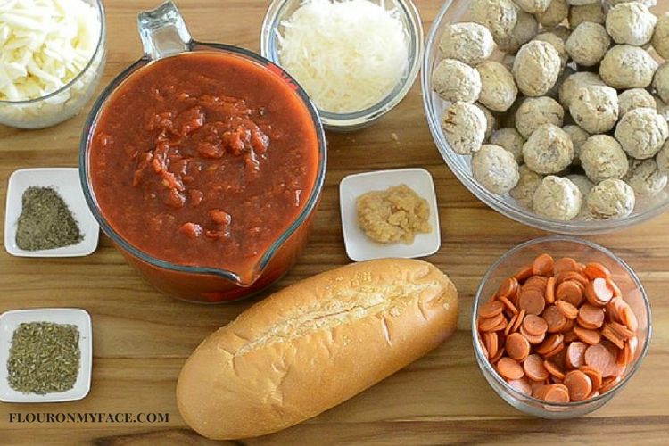  Crock-Pot® Slow Cooker Pepperoni Pizza Meatball Subs ingredients