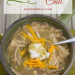 Crock Pot Slow Cooker White Chicken Chili Recipe via flouronmyface.com
