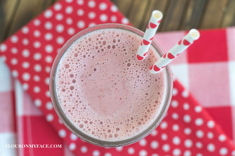 Start the morning off with a healthy Cherry Kefir Smoothie recipe via flouronmyface.com
