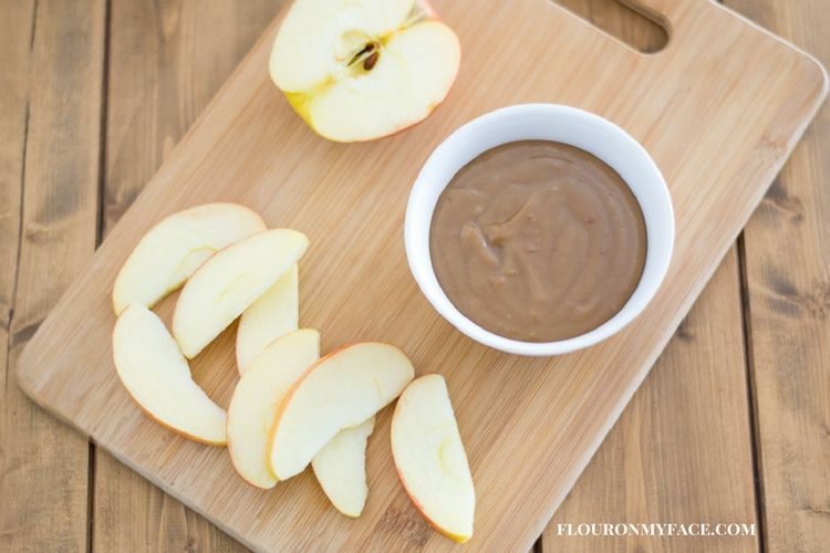 Crock Pot Caramel Dip That Clings Flour On My Face