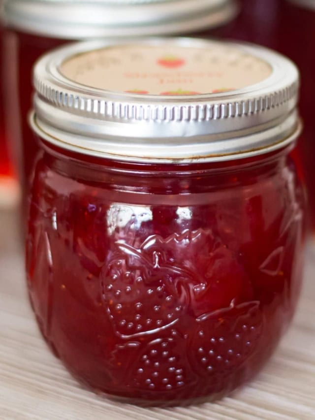 25 Delightful Spring Canning Ideas