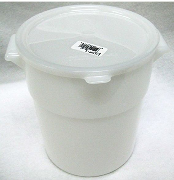 Plastic Dough Rising Bucket - Storage Container with Lid - Flour On My Face