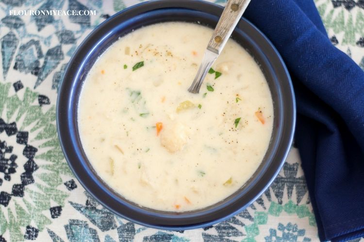 Crock Pot Cheesy Cauliflower Soup recipe is low carb and delicious!