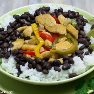 Fast and Easy Cinco de Mayo recipe Margarita LIme Chicken and Rice Bowls via flouronmyface.com