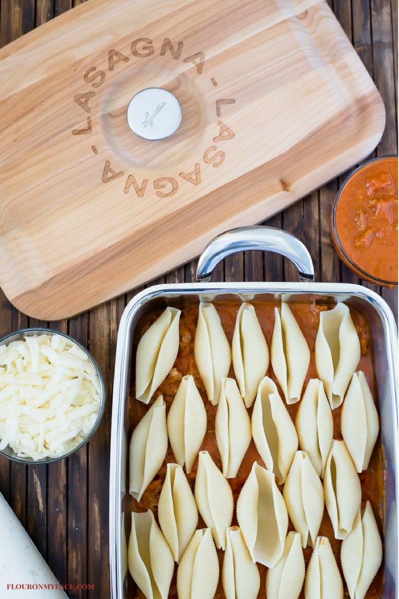 Lagostina Lasagna Pan with wooden lid is perfect for holiday meals.