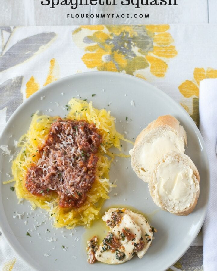 Step by step instructions on how to make Instant Pot Spaghetti Squash