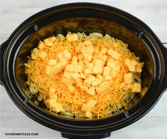 Crock Pot Macaroni And Cheese (with Velveeta) - Flour On My Face