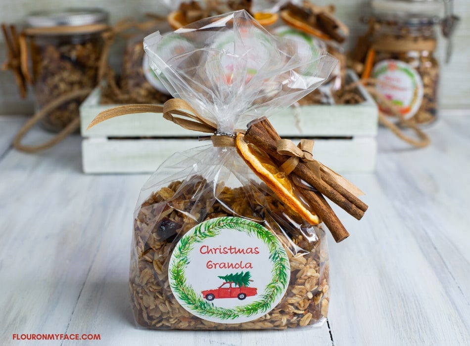 Christmas Granola filled cellophane bags for homemade holiday gifts
