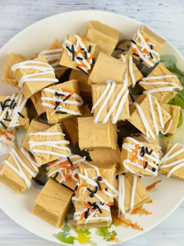 Homemade White Chocolate Pumpkin Fudge