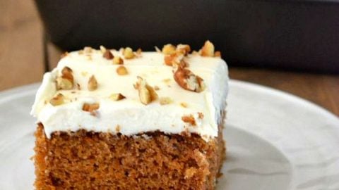 https://flouronmyface.com/wp-content/uploads/2020/12/old_fashioned_carrot_cake-480x270.jpg