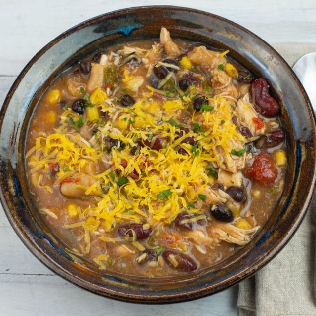 Crock Pot SouthWestern Chicken Chili-Flour On My Face