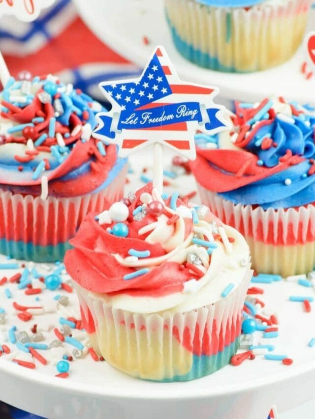 Red White And Blue Cupcakes For The 4th of July
