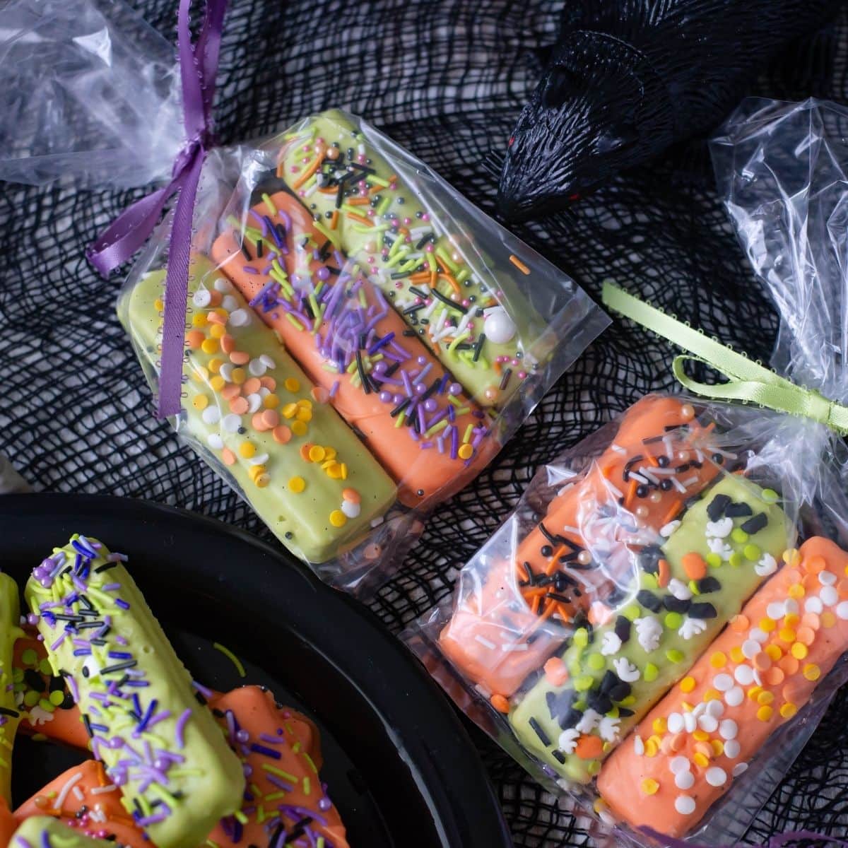 Decorated Halloween Cookies in gift bags.