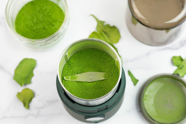 How to Make Spinach Powder Flour On My Face