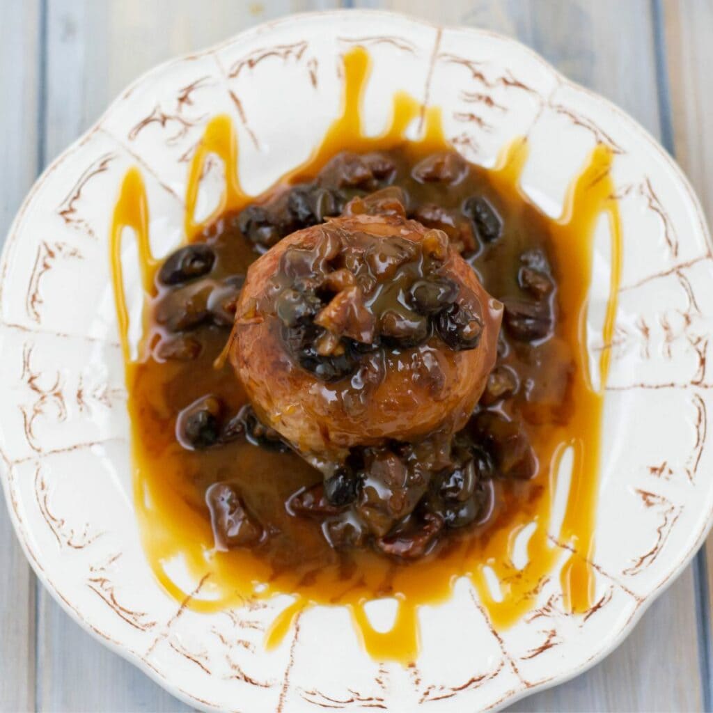 Crock Pot Caramel Pecan Baked Apples - Flour On My Face