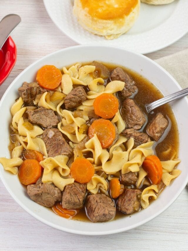 Crock Pot Beef Noodle Soup