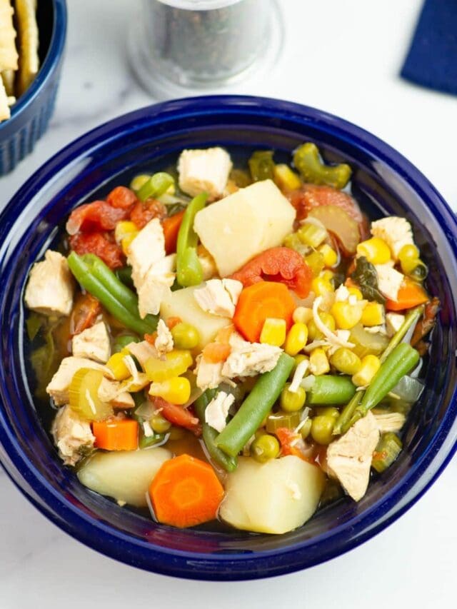Crock Pot Chicken and Veggie Soup
